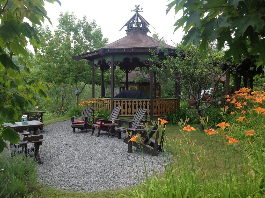 Auberge La Cote D'Or Петит-Ривиер-Сен-Франсоа Екстериор снимка