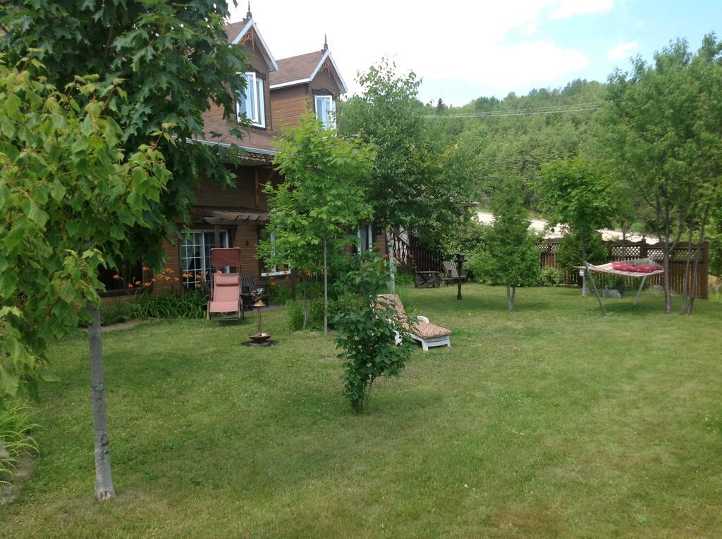 Auberge La Cote D'Or Петит-Ривиер-Сен-Франсоа Екстериор снимка