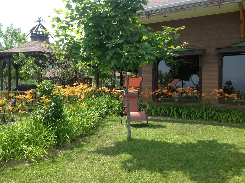 Auberge La Cote D'Or Петит-Ривиер-Сен-Франсоа Екстериор снимка