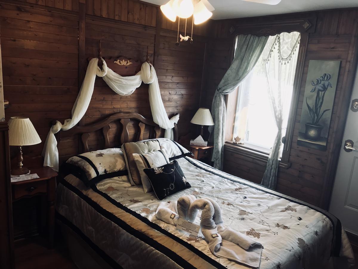 Auberge La Cote D'Or Петит-Ривиер-Сен-Франсоа Екстериор снимка