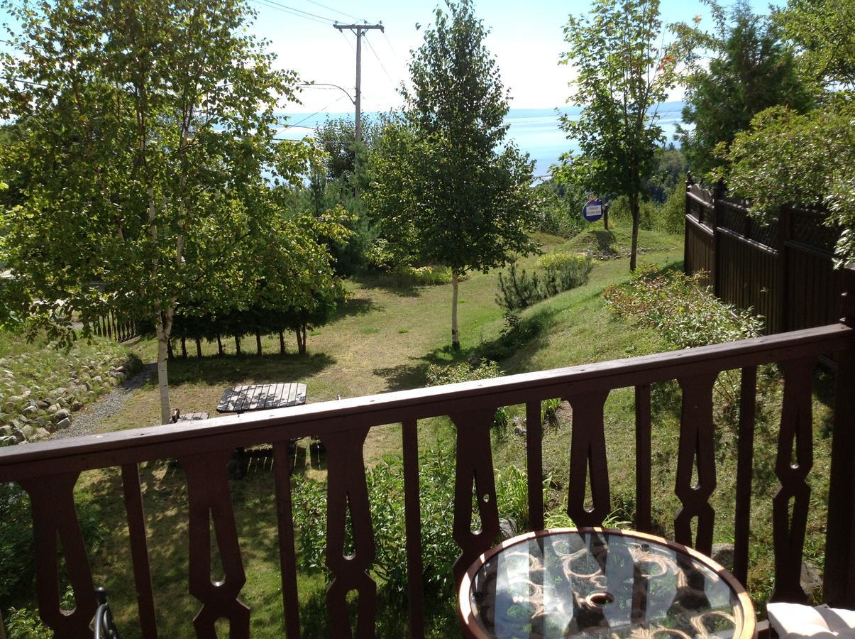 Auberge La Cote D'Or Петит-Ривиер-Сен-Франсоа Екстериор снимка