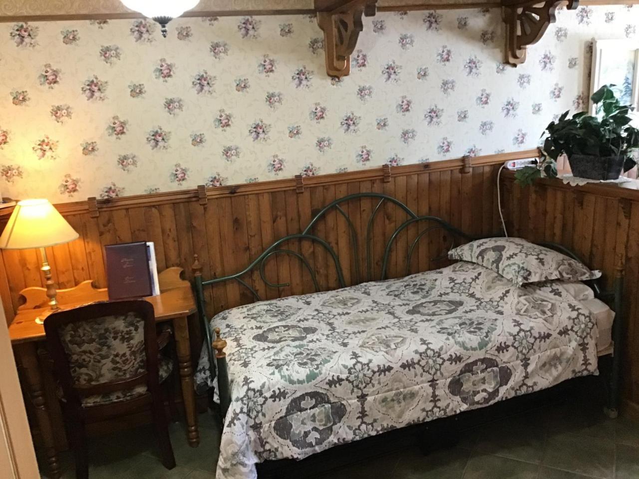 Auberge La Cote D'Or Петит-Ривиер-Сен-Франсоа Екстериор снимка